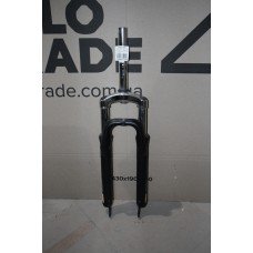 Вилка 26" ST 1-1/8" AM disc/v-br шток-200мм (YS 768 matt) LIANJI LJ641 Discovery TREK 13" 2022 (повреждение ЛКП) (черно-желтый (м)) FRK-26-A53