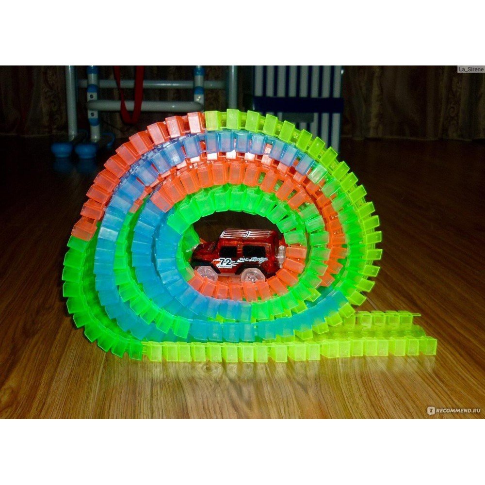 Светящаяся трасса MAGIC TRACK CAR 160 деталей,Автотрек с машиной Track Car, Track Car 160 Светящаяся трасса MAGIC TRACK CAR 160 деталей,Автотрек с машиной Track Car, Track Car 160