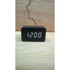 Часы VST-863-6 с белой подсветкой в виде деревянного бруска